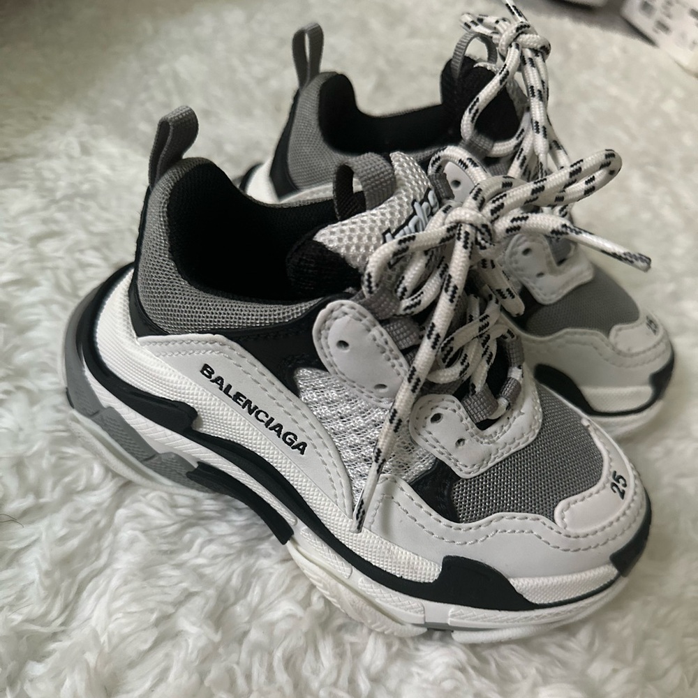 Kids Sneakers
